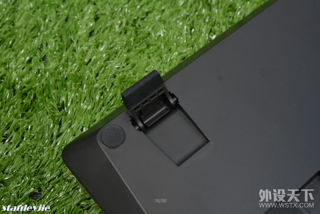 腹灵光轴机械键盘怎么样,红轴104机械键盘测评