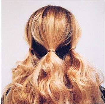 卷发盘发教程50岁,卷发盘发视频教程简单易学