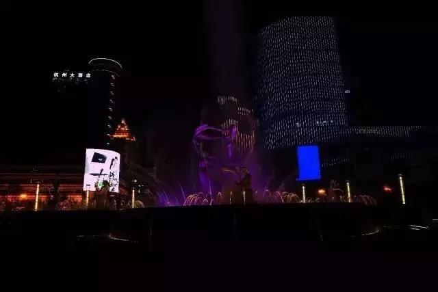 帝国大厦、堪培拉电讯塔、广州塔、杭州东站，浙大用这种方式庆生