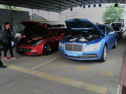 太有钱了！浙江二手车从业者带你看看正在准备过户的二手豪车们