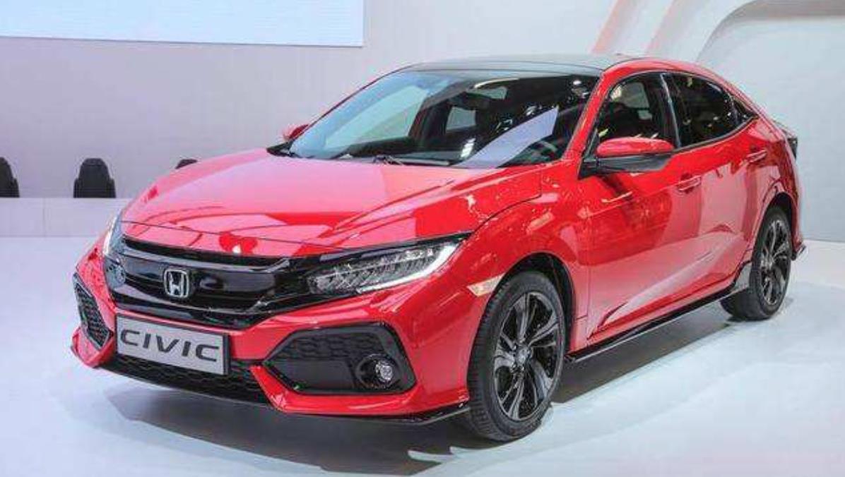 经典福克斯1.8自动两厢操控,宝马三系和福克斯操控哪个好