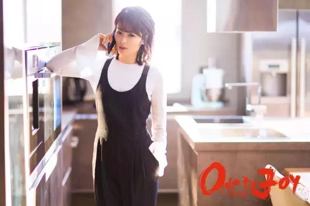 欢乐颂安迪一件衣服上万,欢乐颂2安迪服装价格