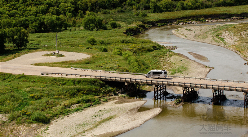 奔驰房车斯宾特豪华大空间,奔驰豪华房车零下50度旅行