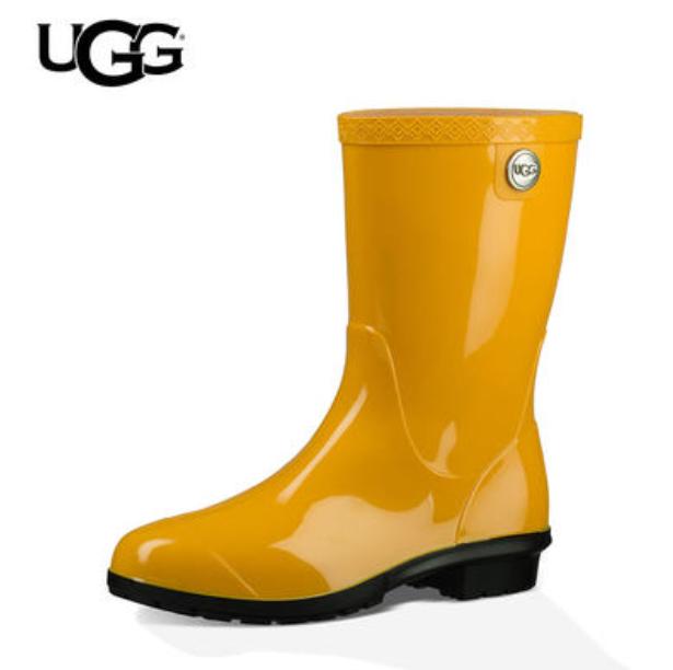 最美的不是下雨天而是和你在一起,雨天最美丽的鞋子