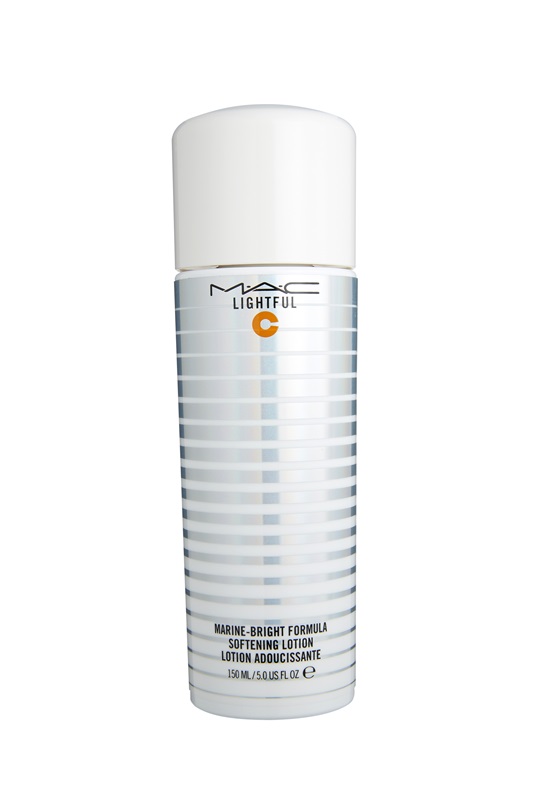 夏天化妆出汗脱妆怎么办,夏天一化妆就出汗怎么办