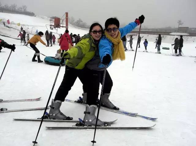 郑州春节滑雪好玩的地方排行榜,郑州桃花峪滑雪场门票