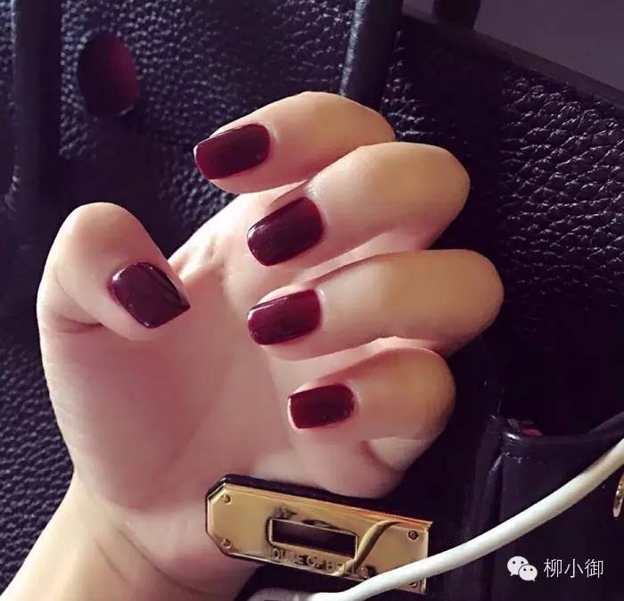 红绿搭配的美甲新年,同学会装b的最高境界