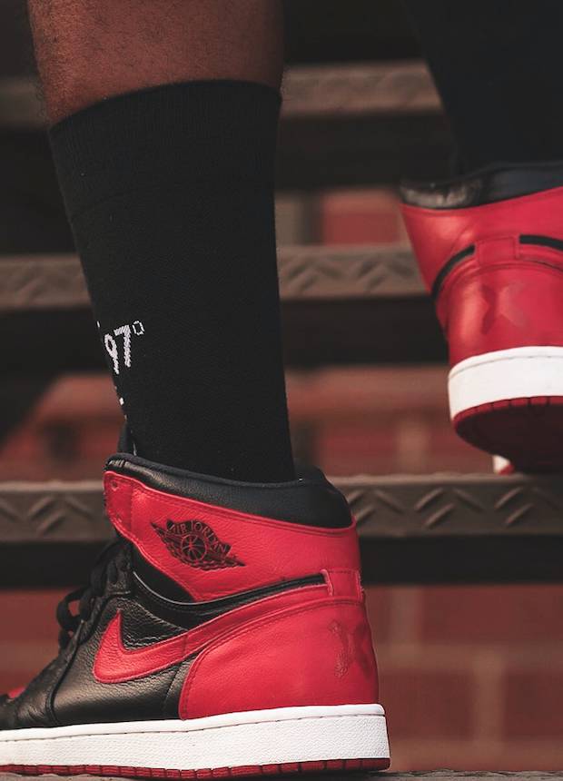 yeezy350白斑马哪年的好,国内最贵的鞋是多少钱