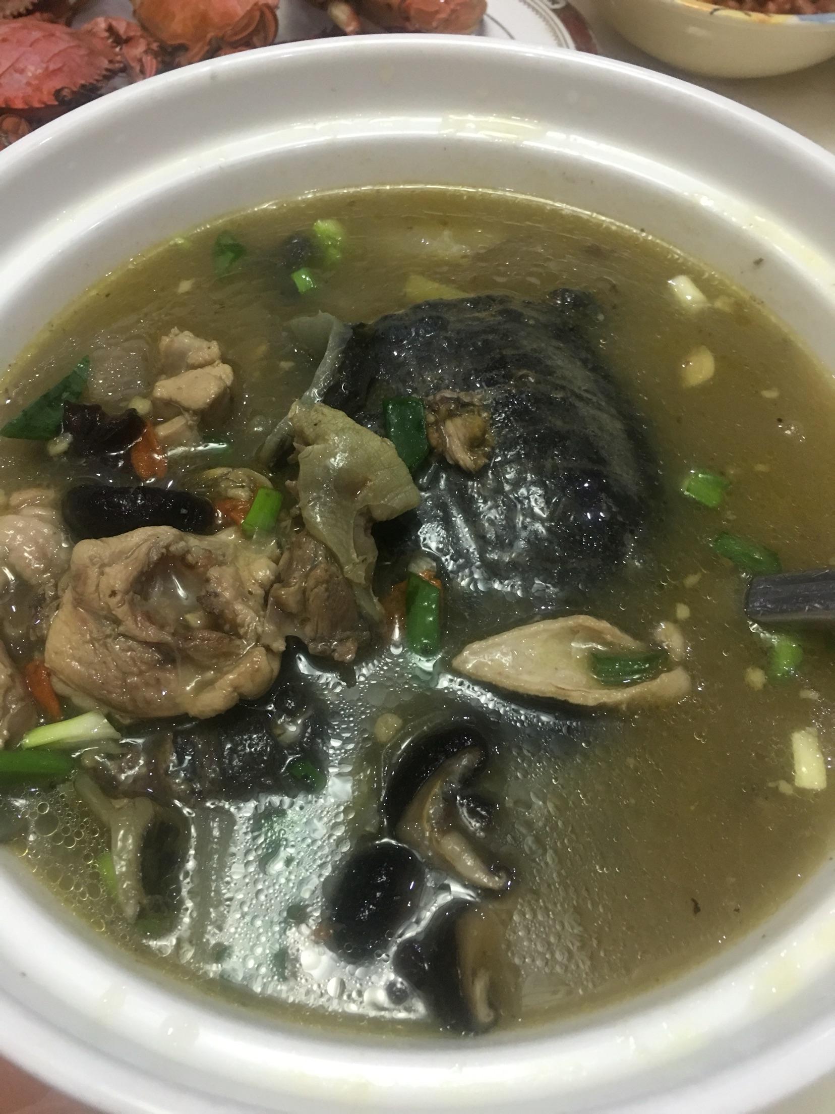 甲鱼汤的做法放什么药材,甲鱼汤的做法小孩能喝吗