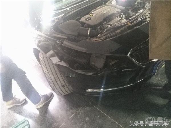 14年别克君越氙气灯怎么换成led灯,原车卤素蜡烛灯升级高亮卤素灯泡