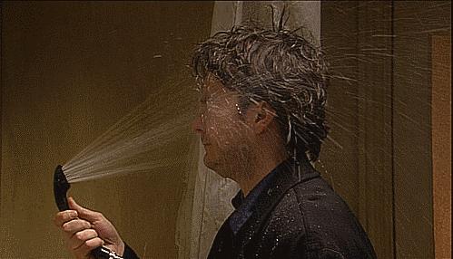 细软发质拉直很毛躁,细软发质烫法式卷偏直怎么回事