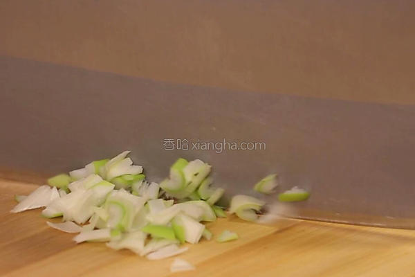 鱼肉怎么做才能不咸又好吃,鱼肉怎么做不腥又嫩