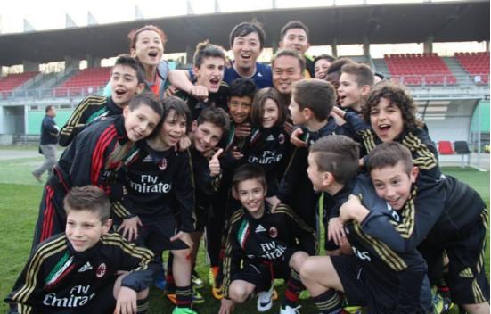 1分钟快速提升球员的足球基本功,你必须要学会的足球小技巧