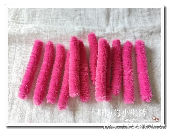 扭扭棒做小皇冠,如何用扭扭棒做一个小的皇冠