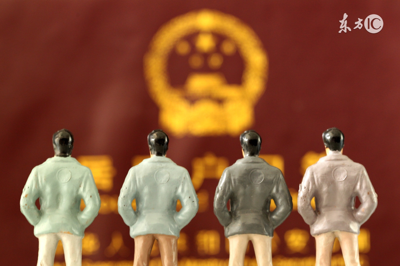 离婚后一方不配合转移户口,离婚为啥不配合对方迁出孩子户口