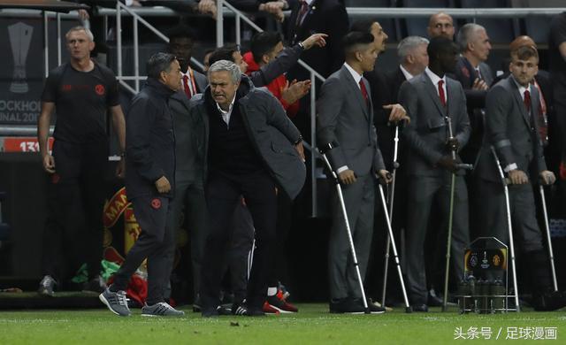 足球漫画欧冠,足球伤病漫画