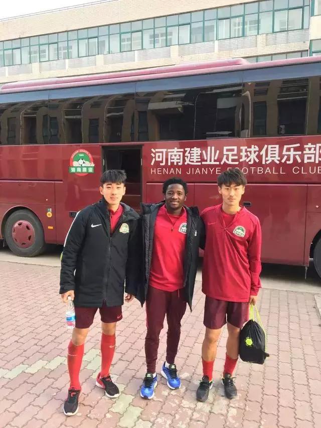 前巴萨球员,巴萨引进的四位球员