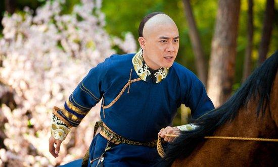 大清有一几万人群体,整天系着黄腰带,杀人不用偿命,官府管不了