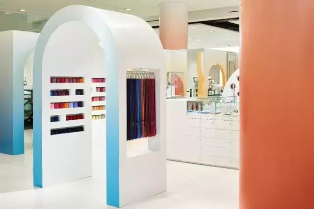 通透的游乐园-Hermès爱马仕丝巾西雅图精品店