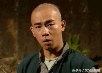 关羽爱他母亲，张飞杀他父亲，曹操当他后爹，他当曹睿佞幸