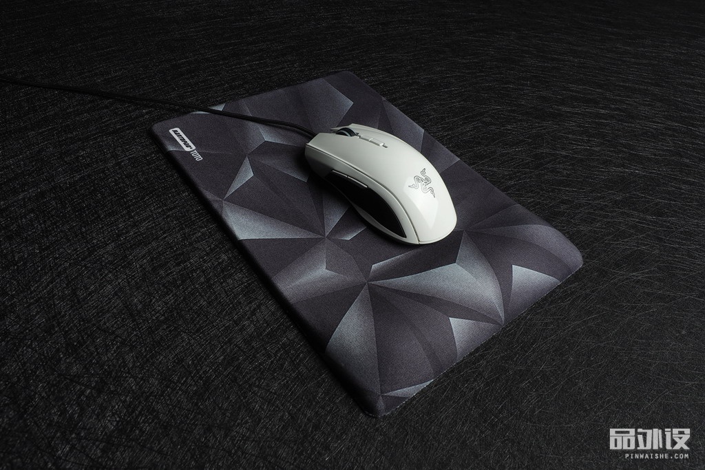 鼠标手腕压不压鼠标垫,手部支撑鼠标垫