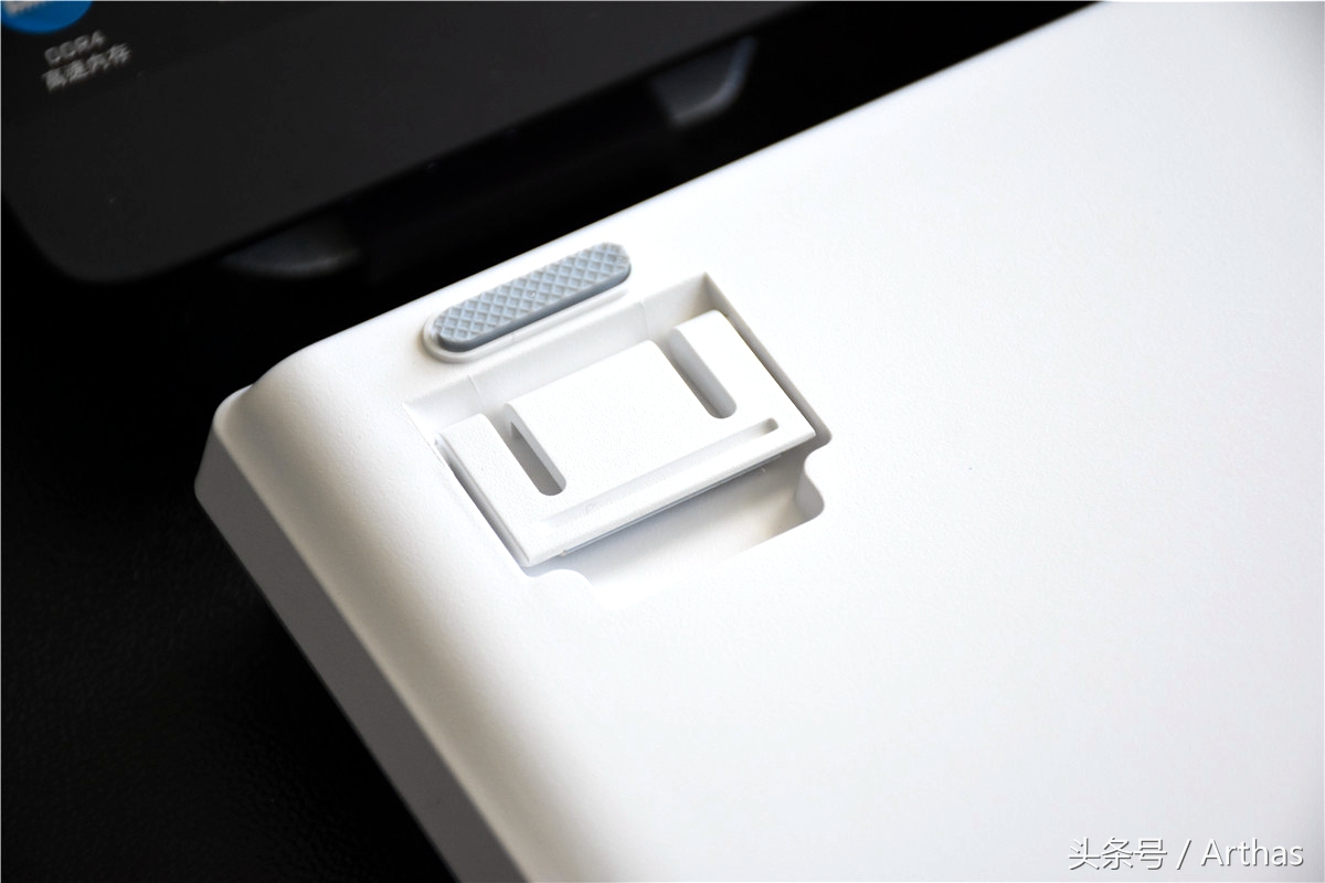 雷柏v500pro快银轴键盘测评,雷柏v500s冰晶版怎么调灯光