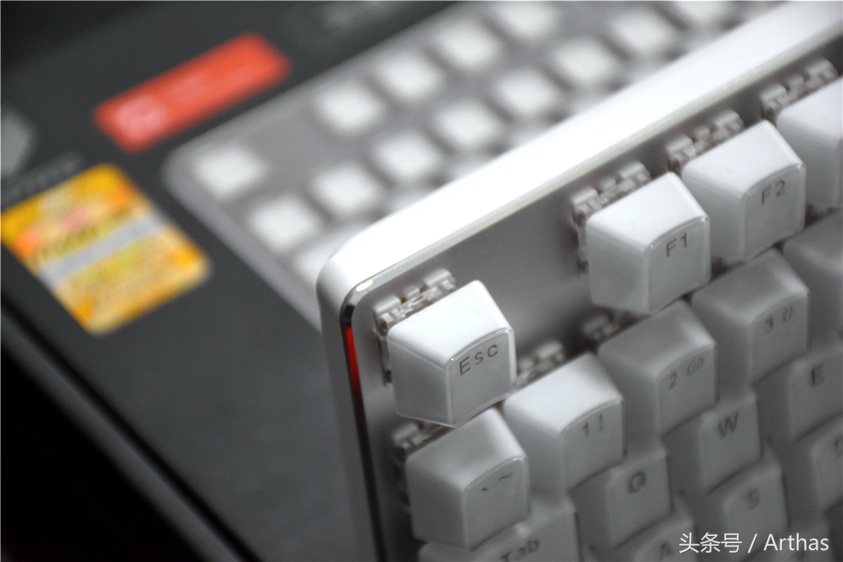 雷柏v500pro快银轴键盘测评,雷柏v500s冰晶版怎么调灯光