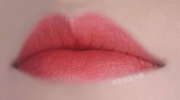 魅可mac好看的色号,魅可mac三色高光使用方法