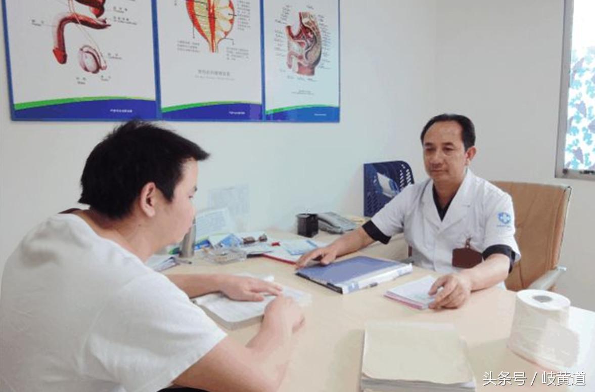 小伙*裤内**裆部总会破个洞,猴哥为放尾巴,他的原因尴尬啦