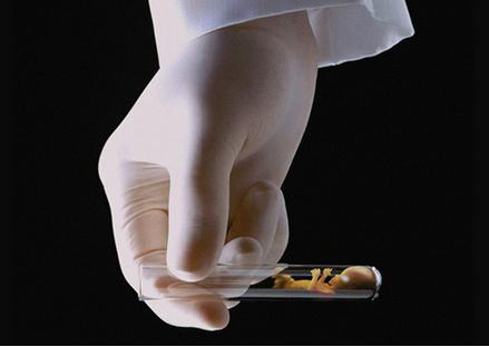 做试管婴儿手术身体是不是很遭罪,人工授精遭罪还是试管婴儿遭罪