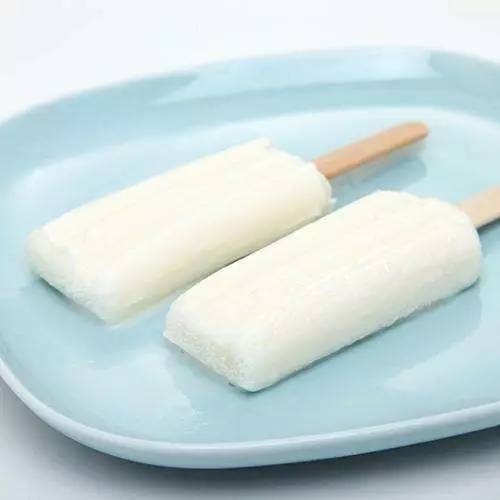 那些年还没有哈根达斯，男生追妹纸都是请吃这些的~