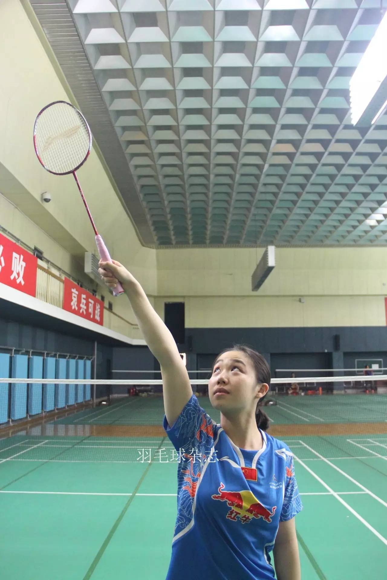 后场高远打不到对面后场,如何提高你后场高远球的质量