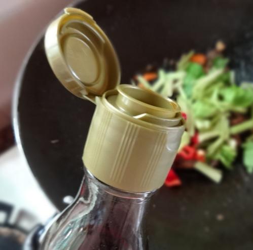 干锅啤酒鸭的做法,干锅鸭的做法