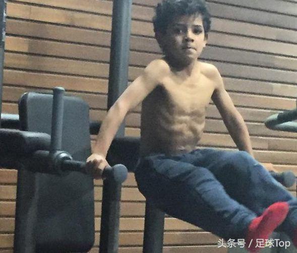 电梯球c罗曼城,电梯球gif