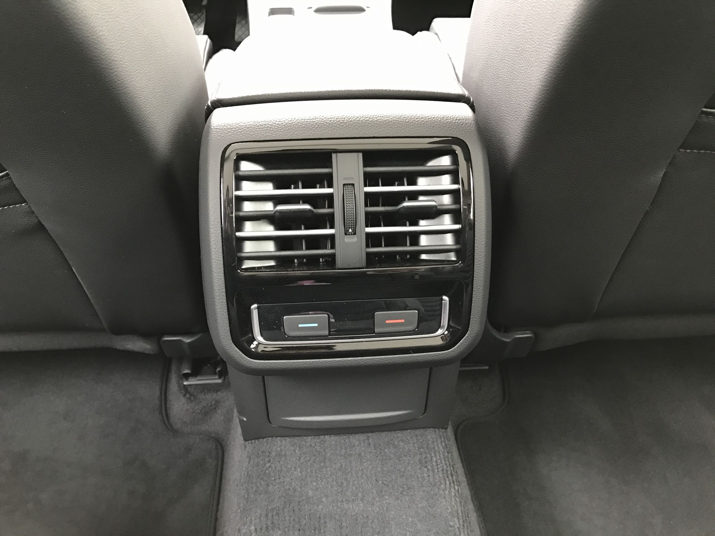 大众蔚揽车主真实感受,大众蔚领行驶三万公里