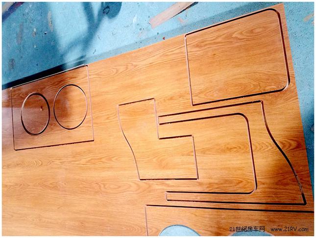 专业房车改装全过程,房车改装全过程c型