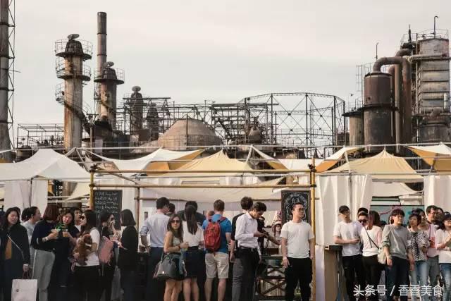 伍德斯托克艺术夜市,伍德吃托克咖啡市集