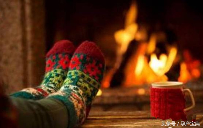 关于孕期见红,见红由粉色变成红色