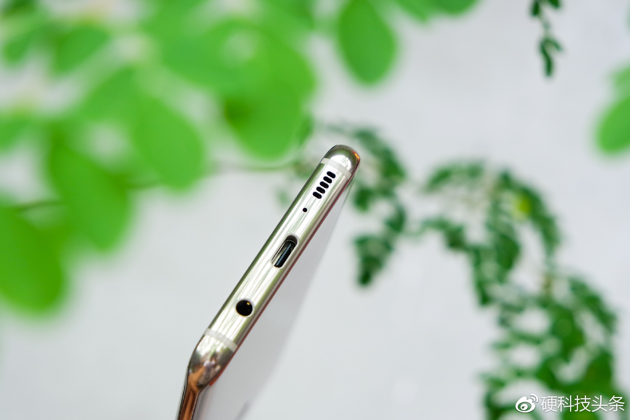 安卓阵营vs苹果阵营,盖乐世s跟三星s7对比