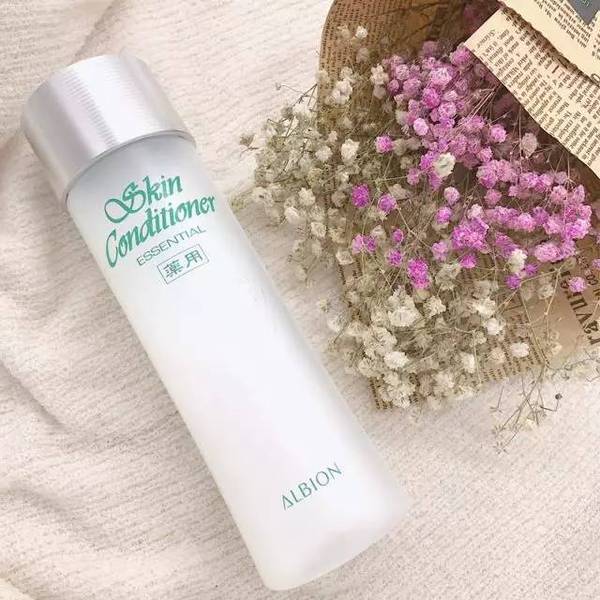 油痘肌毛孔粗大用什么护肤品,油皮痘肌毛孔粗怎么调理