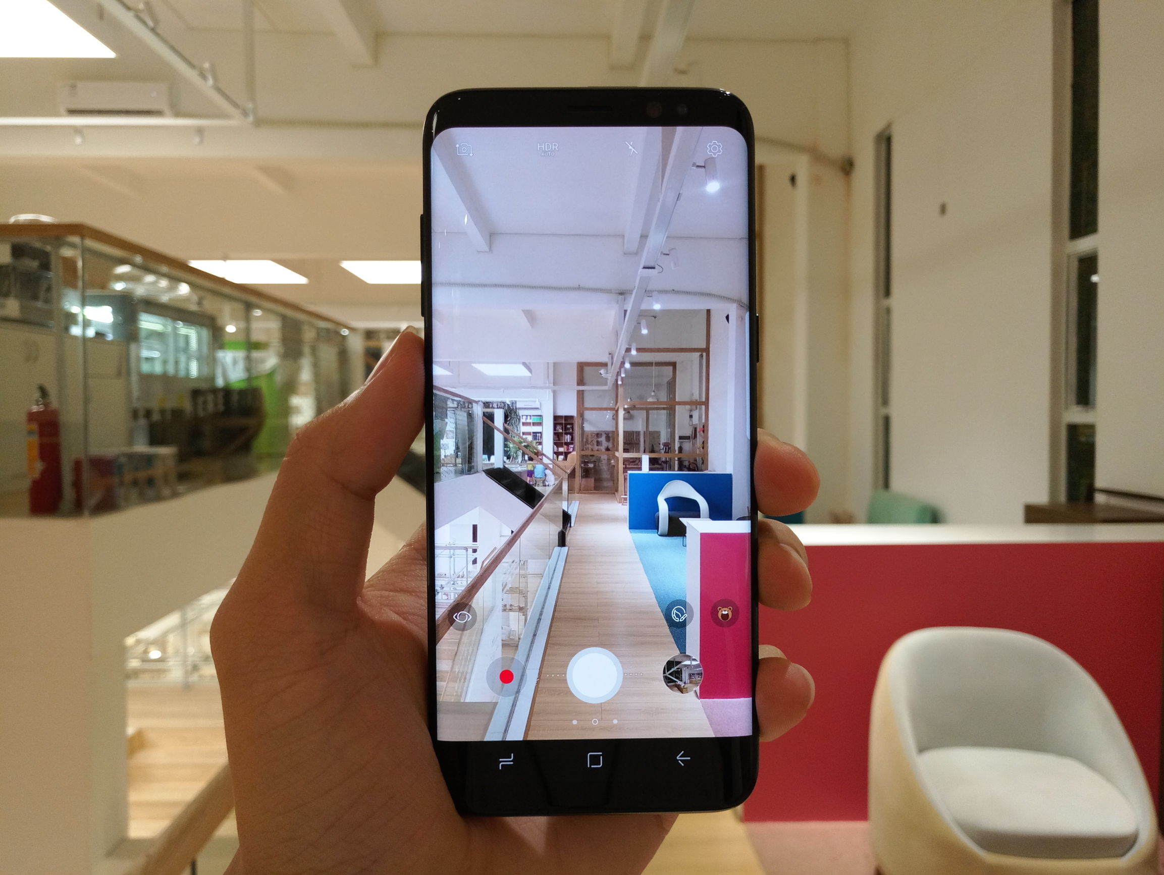 三星galaxys8和s8有什么不同,三星galaxys8什么时候发布