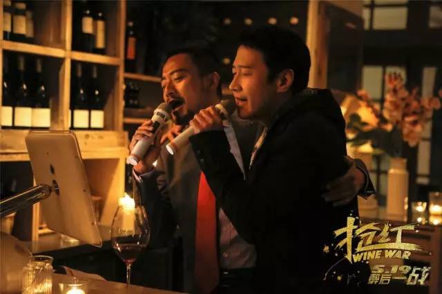 好莱坞最腐的男星之一“腐兰兰”搞基搞到女朋友的老爸身上！