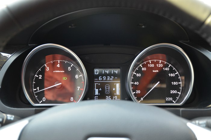 二手2016款众泰t6002.0t可以入手么,众泰t600尊贵版和顶配有什么区别