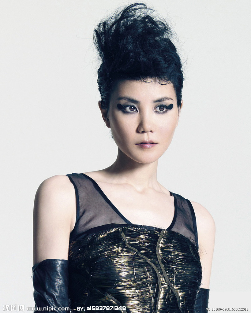 王菲英皇老板杨受成,英皇老板杨受成王菲