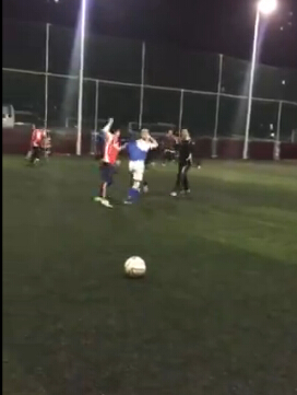 武汉足球俱乐部打人事件,中国业余足球打架斗殴视频集锦