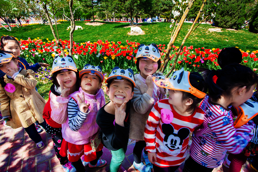 三月阳光明媚微风不燥,三月春暖花开阳光正好微风不燥