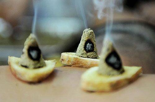 用艾草蒸汽熏蒸治疗实图,艾草熏蒸治疗炎症