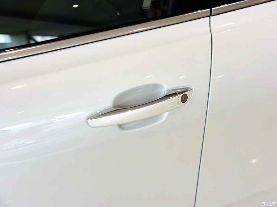 雪铁龙c6380thp尊贵型发动机,雪铁龙c62021款400thp