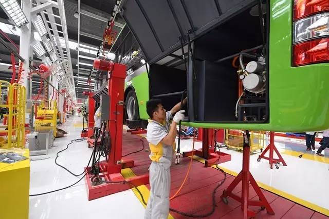 贵港有什么自动化设备公司,贵港智能洗车机器人