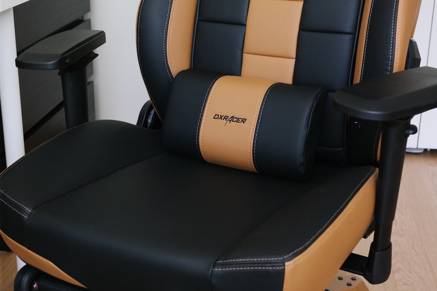 dxracer电脑椅评测,dxracer电脑椅黄色